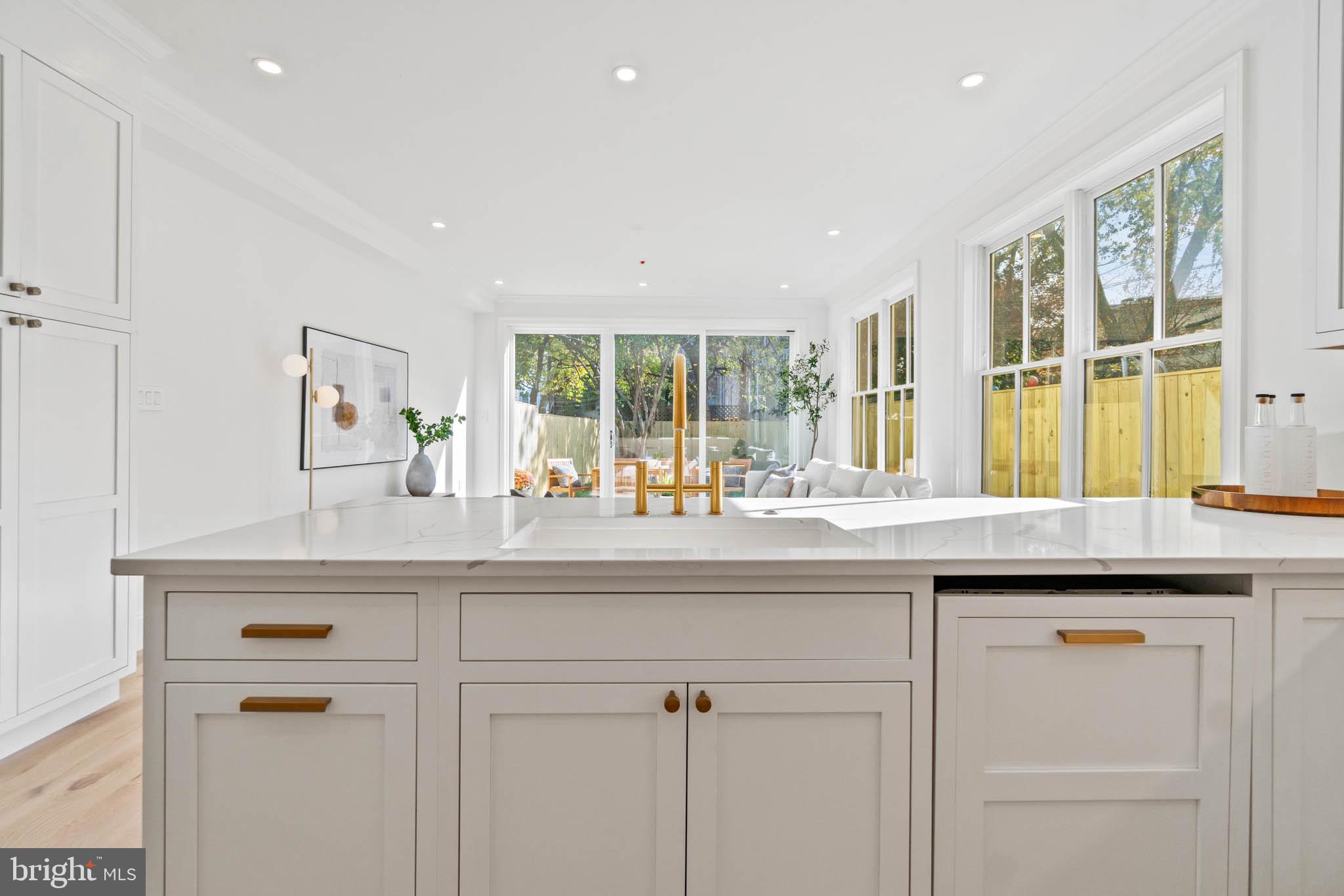 17 9th Street Northeast Washington, DC 20002 - Photo 16 of 51