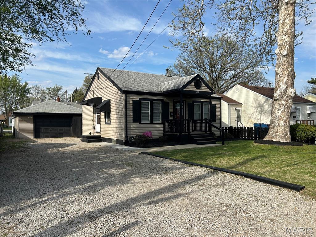 3404 Oak Drive Alton, IL 62002 - Photo 3 of 24