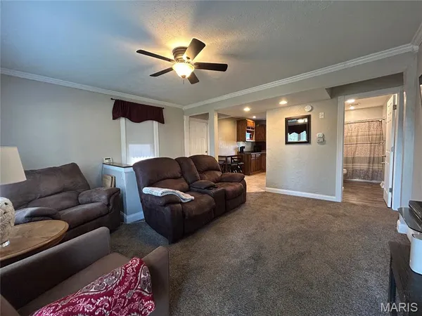 $129,900 | 3404 Oak Drive, Alton, IL 62002