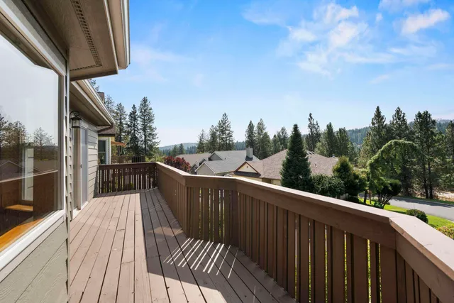 $505,000 | 2106 East Turnberry Lane, Spokane, WA 99223