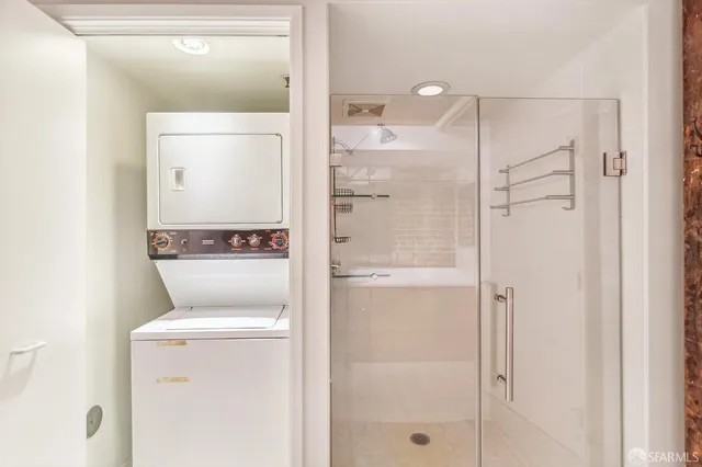 a view of an outdoor space