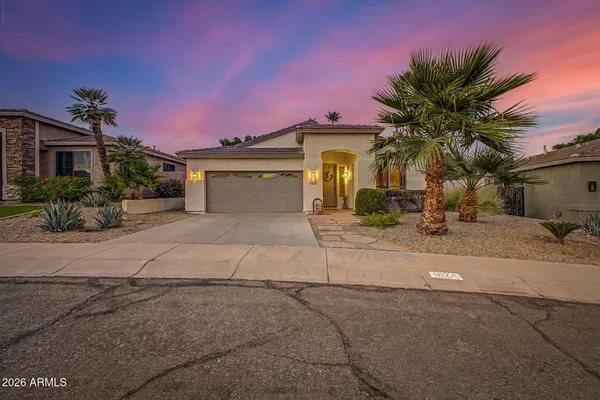 $679,000 | 1624 West Nighthawk Way, Phoenix, AZ 85045