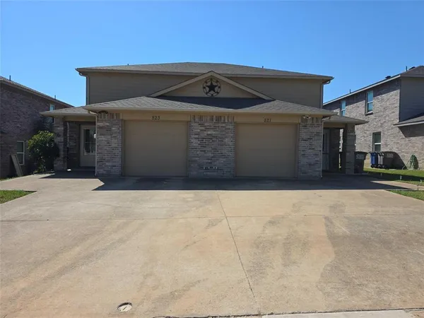 $499,900 | 821-823 East College Avenue, Princeton, TX 75407