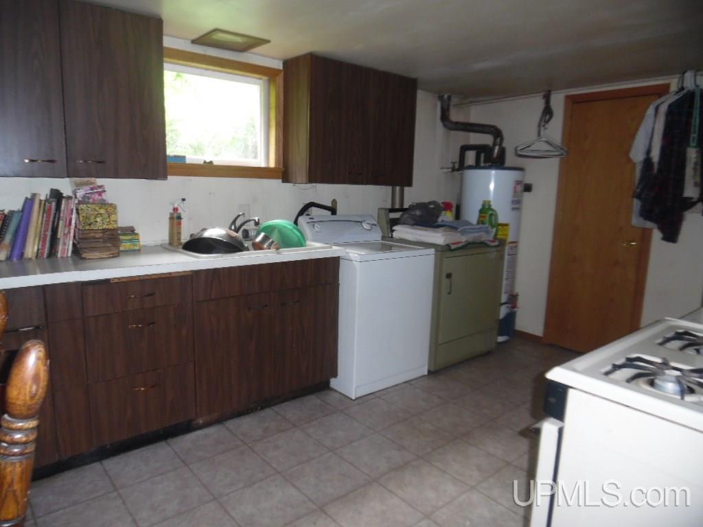 6773 M Road Escanaba, MI 49829 - Photo 17 of 45
