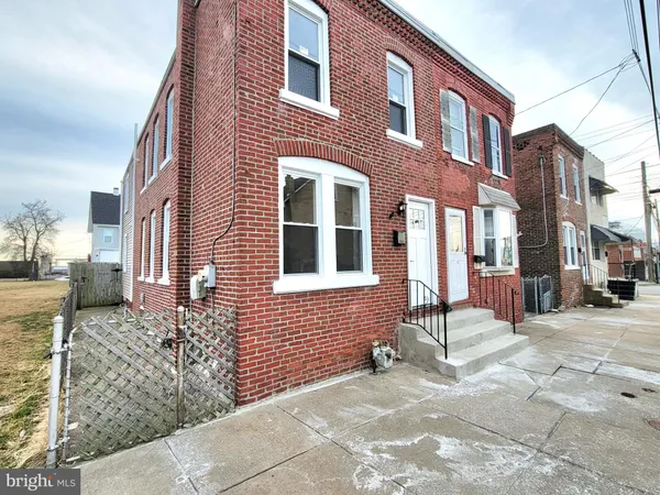 $224,900 | 17 West 2nd Street, Marcus Hook, PA 19061