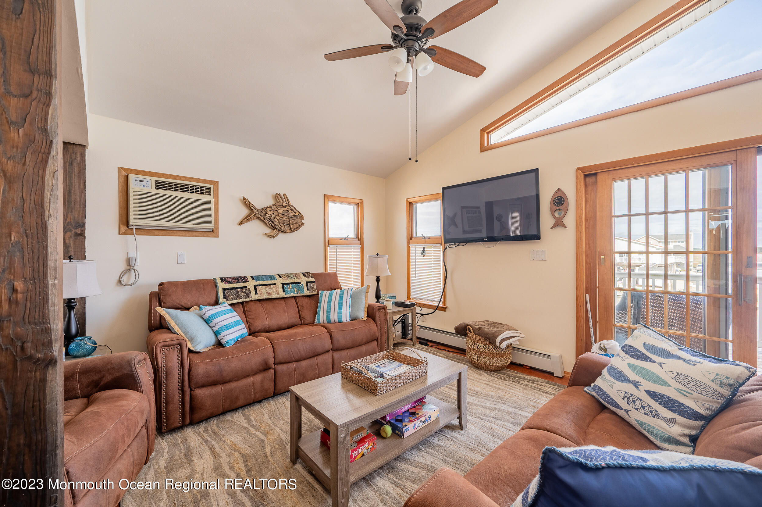285 Heron Road Tuckerton, NJ 08087 - Photo 18 of 37 Living 2