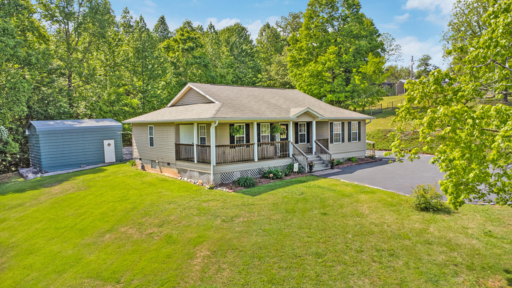 1997 Kings Hill Road Spring City, TN 37381 - Photo 2 of 36 2