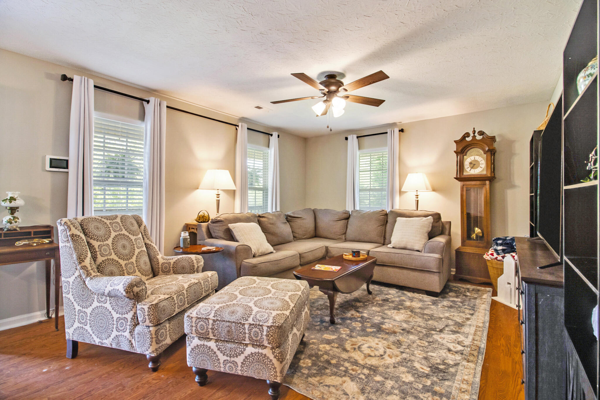 1997 Kings Hill Road Spring City, TN 37381 - Photo 9 of 36 img_7981-img_7985