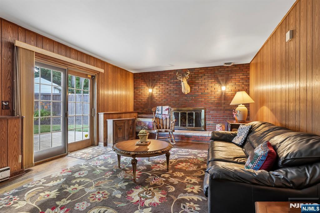 270 Midwood Road Paramus, NJ 07652 - Photo 14 of 17