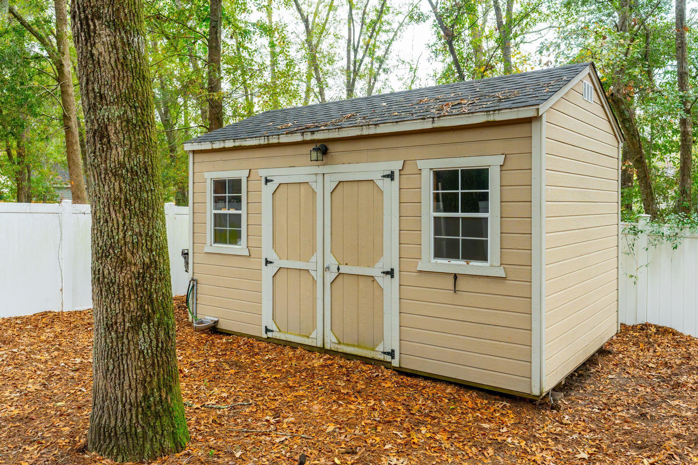 1635 Bee Balm Road Johns Island, SC 29455 - Photo 35 of 46 1635BeeBalmRd-KeenEyeMarketing-041