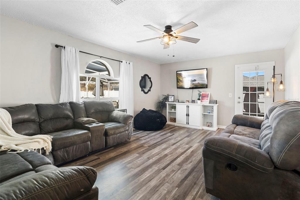 1643 Ridgemoor Drive Mascotte, FL 34753 - Photo 15 of 43