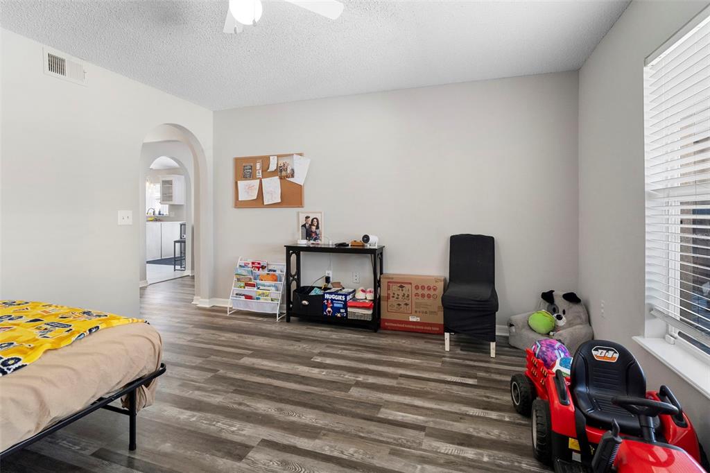 1643 Ridgemoor Drive Mascotte, FL 34753 - Photo 18 of 43