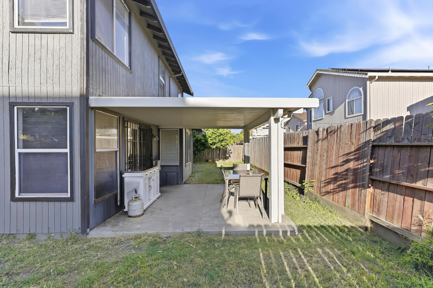 514 Spring River Circle Stockton, CA 95210 - Photo 35 of 40