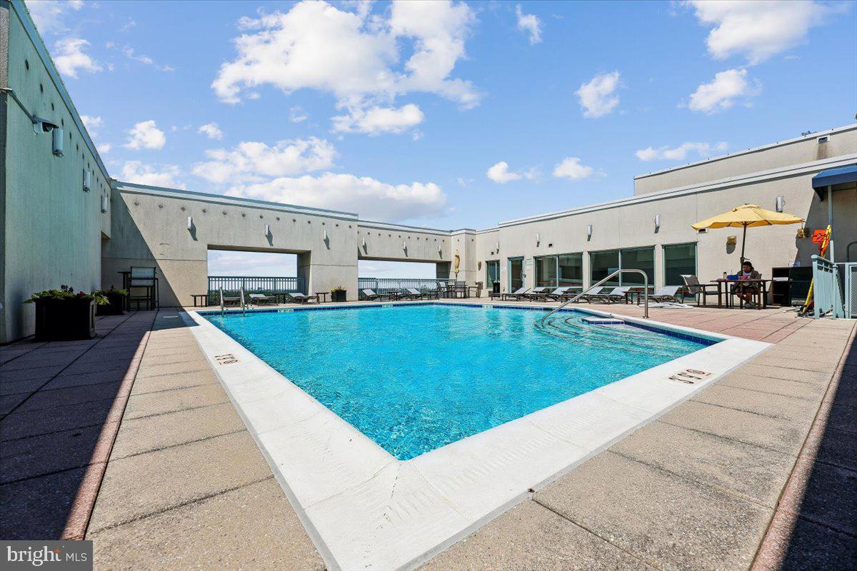 851 North Glebe Road, Unit 1003 Arlington, VA 22203 - Photo 26 of 73