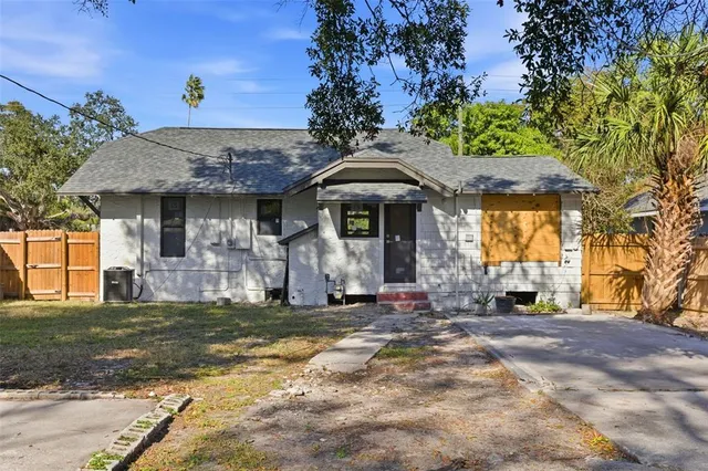 $2,800 | 1326 13th Avenue South, St. Petersburg, FL 33705