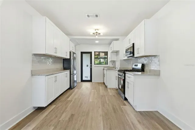 $2,800 | 1326 13th Avenue South, St. Petersburg, FL 33705