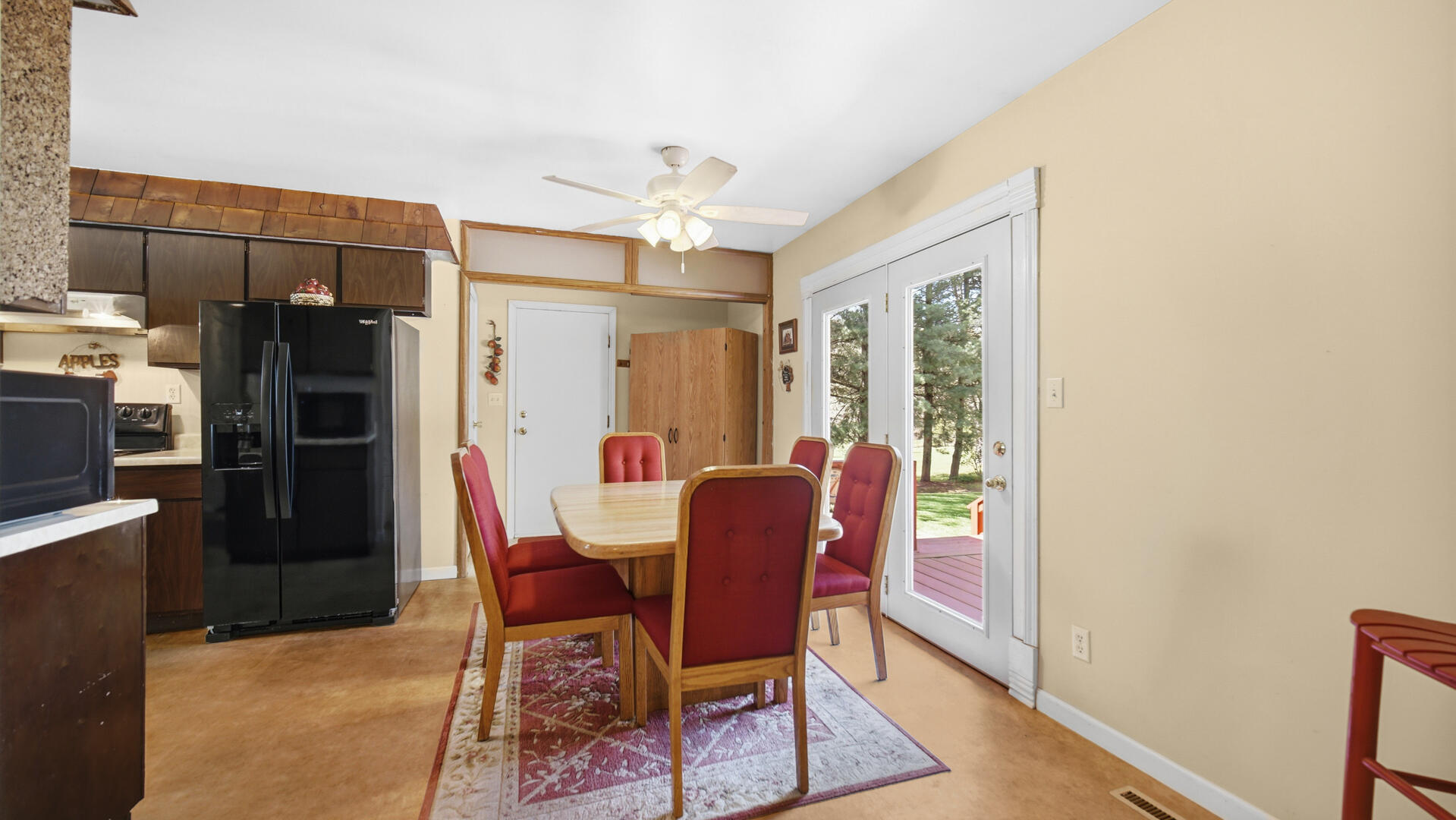 5505 West Schultz Road La Porte, IN 46350 - Photo 3 of 39 a dining room with furniture and window