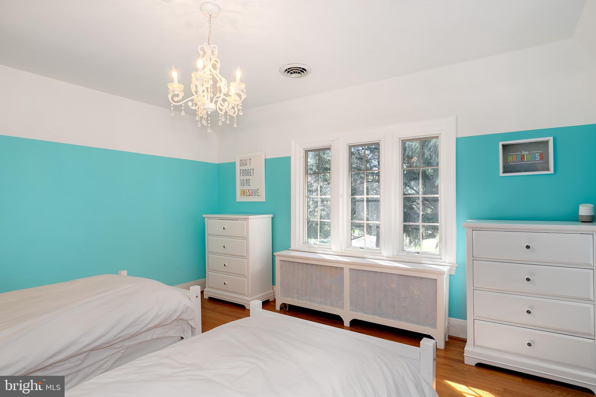 2402 Brambleton Road Baltimore, MD 21209 - Photo 24 of 39
