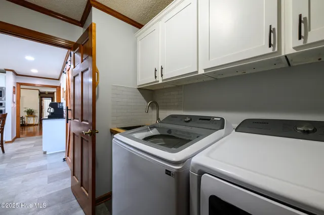 $750,000 | 335 Guinea Town Road, Trenton, NC 28585