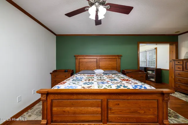 $750,000 | 335 Guinea Town Road, Trenton, NC 28585