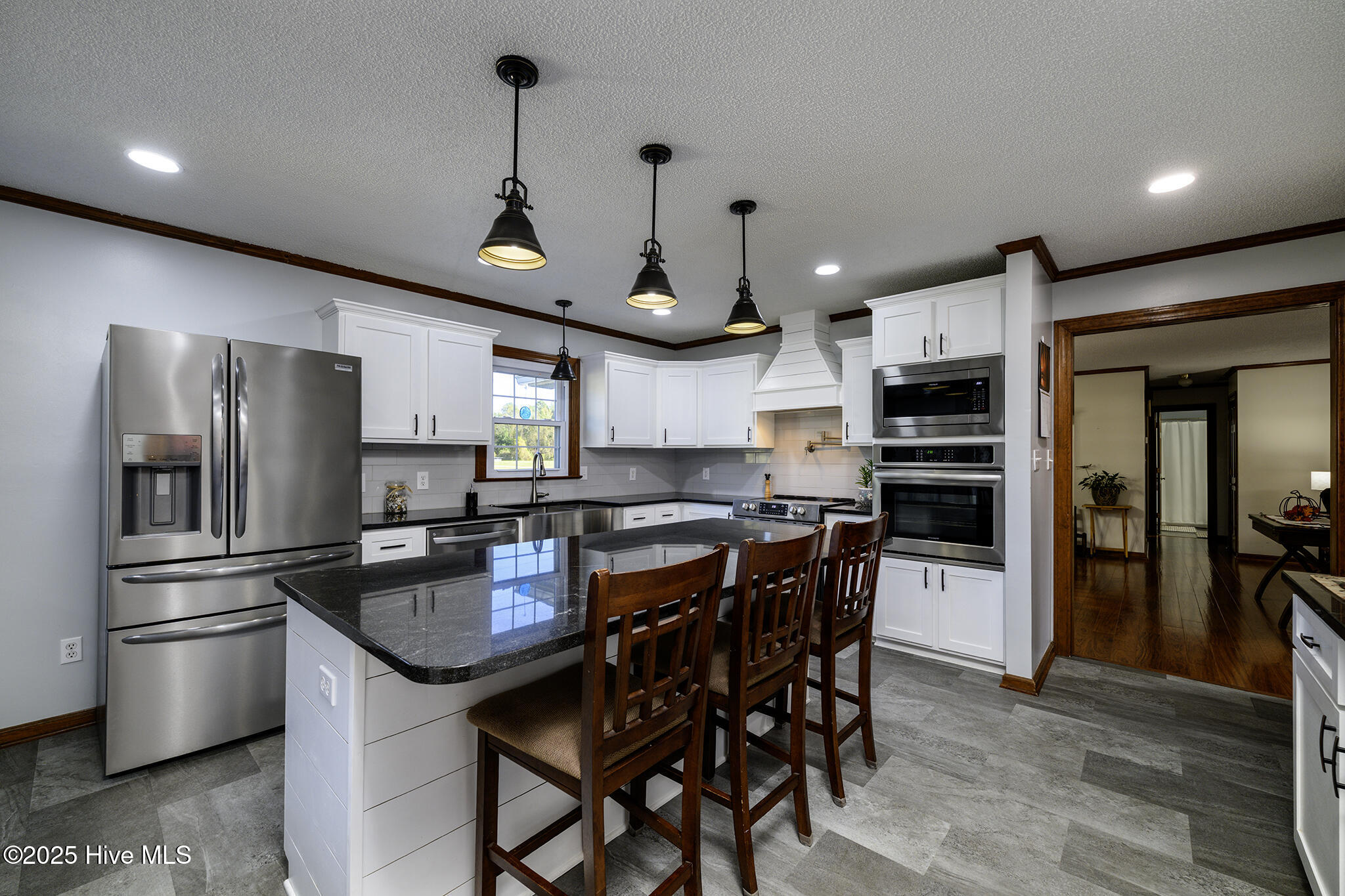 335 Guinea Town Road Trenton, NC 28585 - Photo 3 of 72 Kitchen with Stainless Steel Appliances