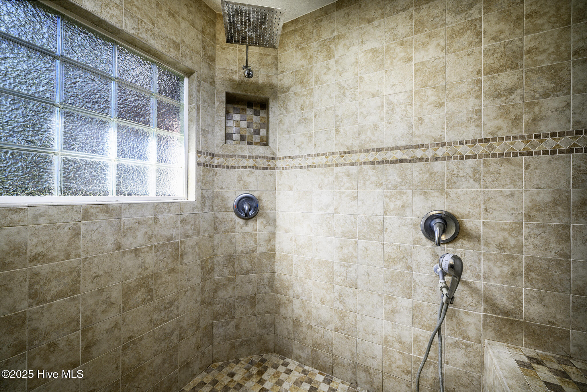 335 Guinea Town Road Trenton, NC 28585 - Photo 31 of 72 Primary Bathroom