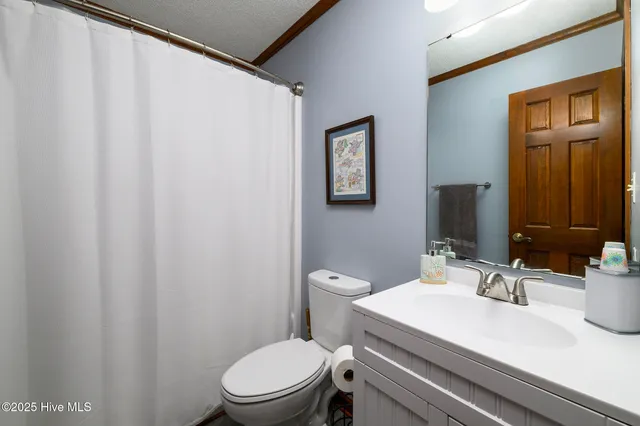 $750,000 | 335 Guinea Town Road, Trenton, NC 28585