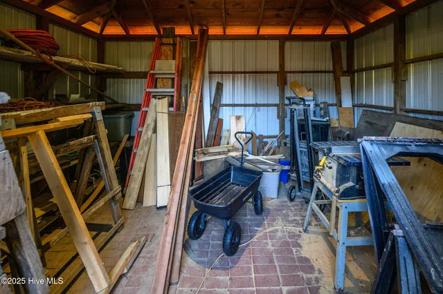 $750,000 | 335 Guinea Town Road, Trenton, NC 28585