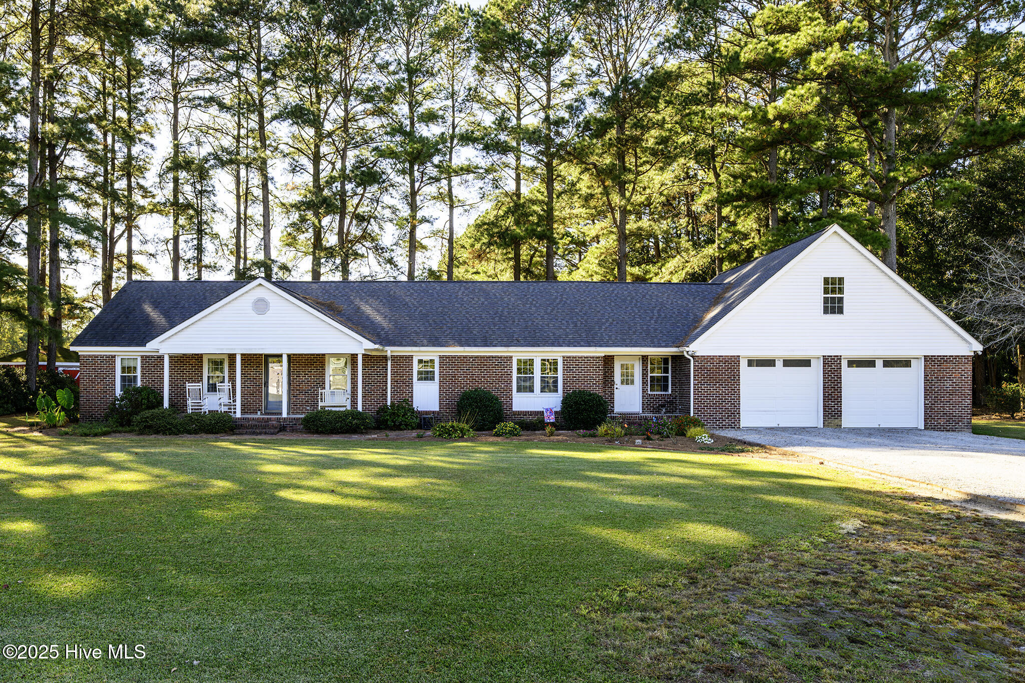 335 Guinea Town Road Trenton, NC 28585 - Photo 7 of 72 Welcome Home!