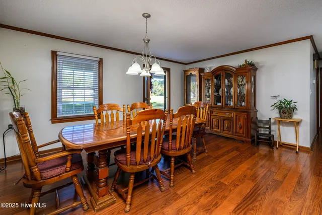 $750,000 | 335 Guinea Town Road, Trenton, NC 28585