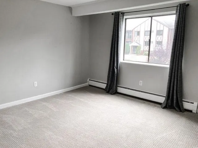 $1,950 | 151 King Street, Unit 202, Franklin, MA 02038