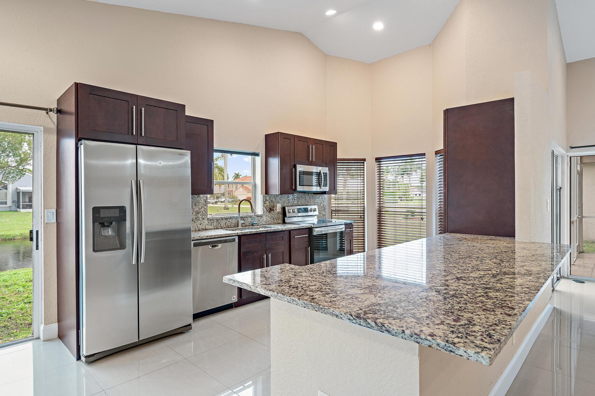 9533 Tavernier Drive Boca Raton, FL 33496 - Photo 5 of 23 9533 Tavernier Dr-19