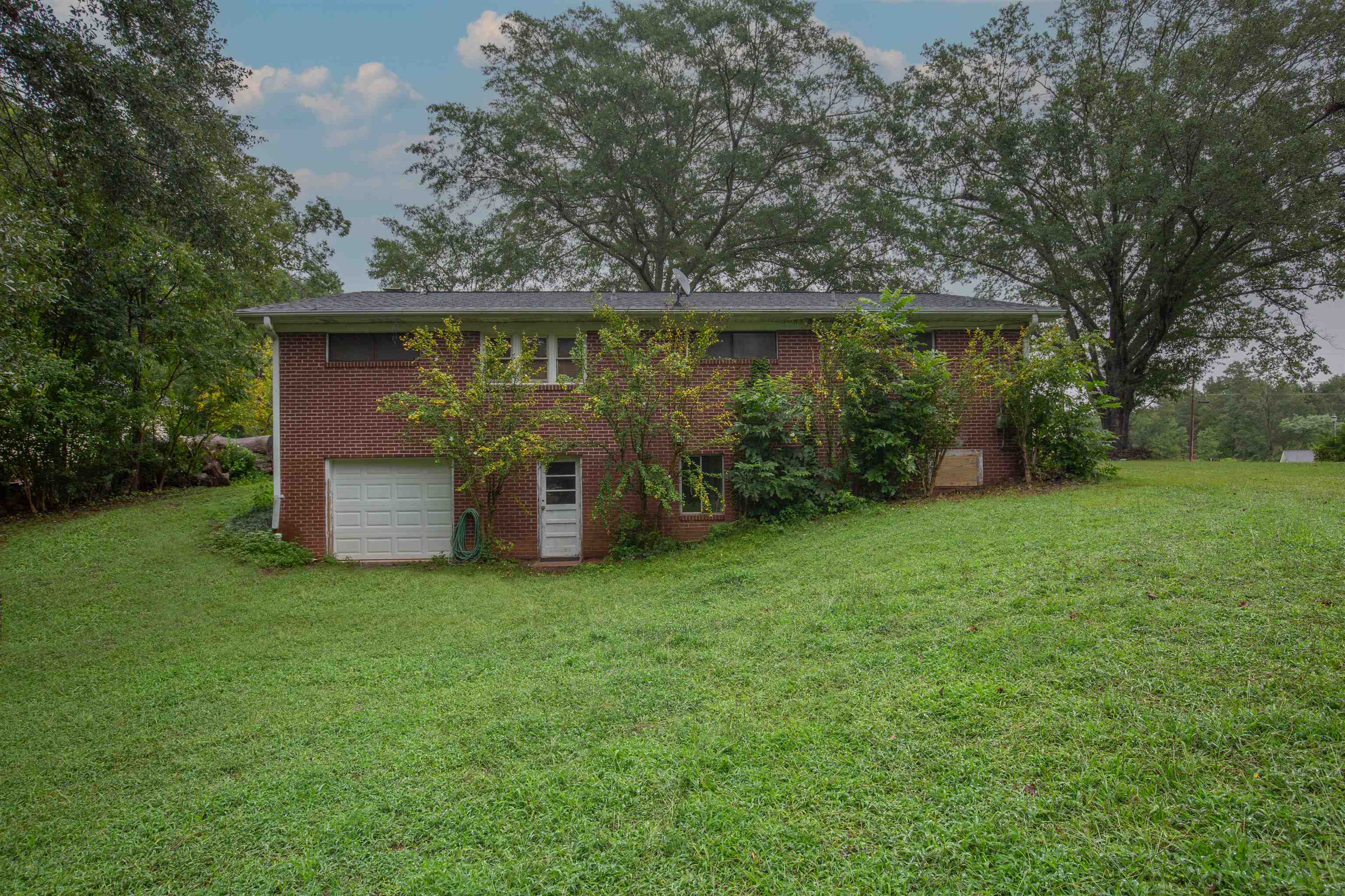 303 Zoar Heights Road Greer, SC 29651 - Photo 18 of 19 Gallery Image 18