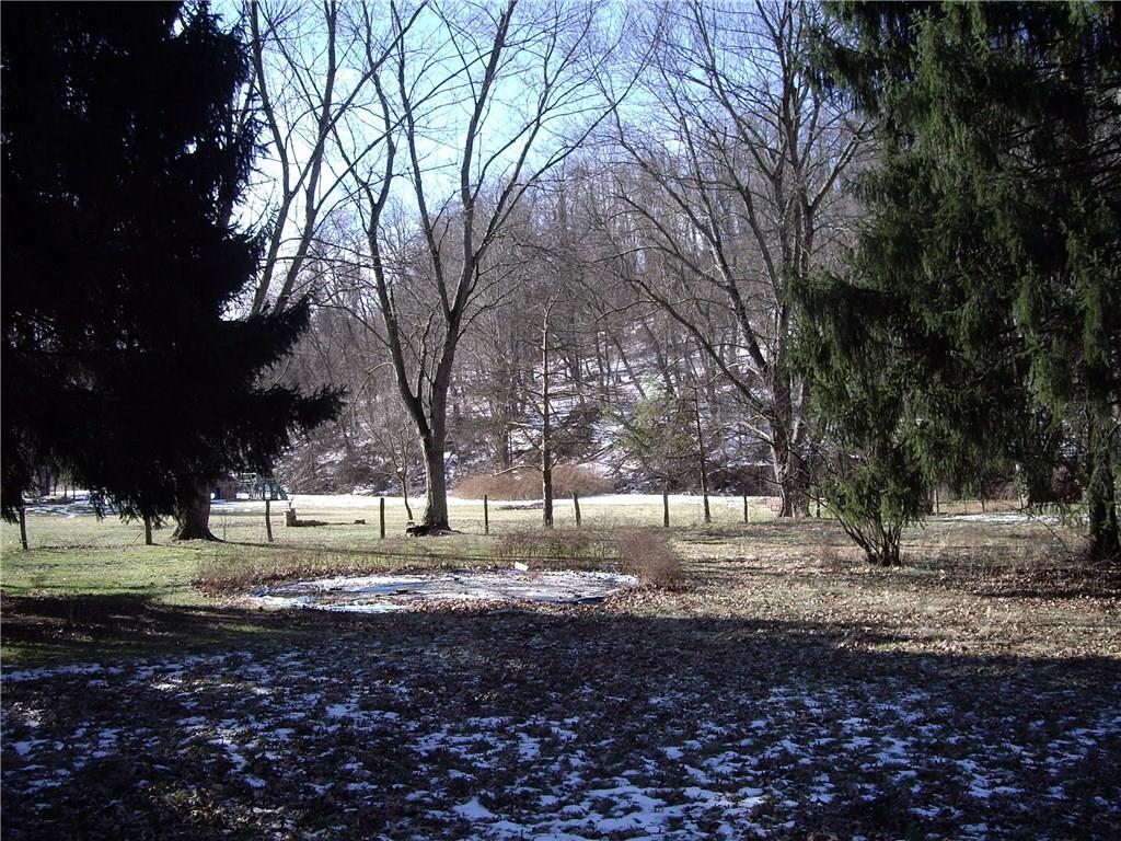281 Country Club Road Washington, PA 15301 - Photo 3 of 12 Gallery Image 3