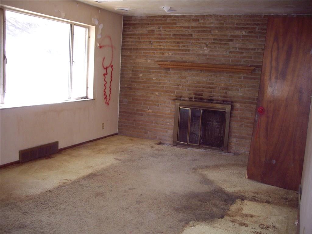 281 Country Club Road Washington, PA 15301 - Photo 6 of 12 Gallery Image 6