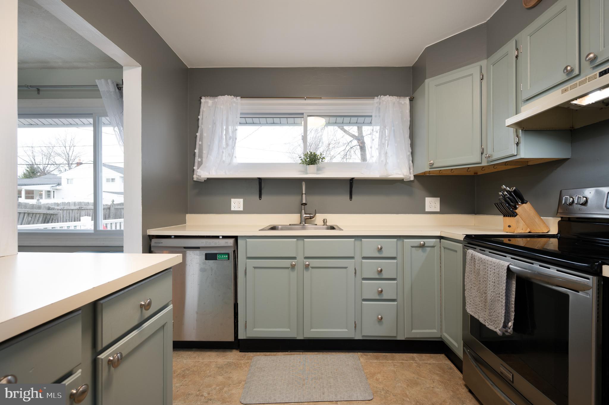 22 Burns Road Claymont, DE 19703 - Photo 12 of 32 Gallery Image 12