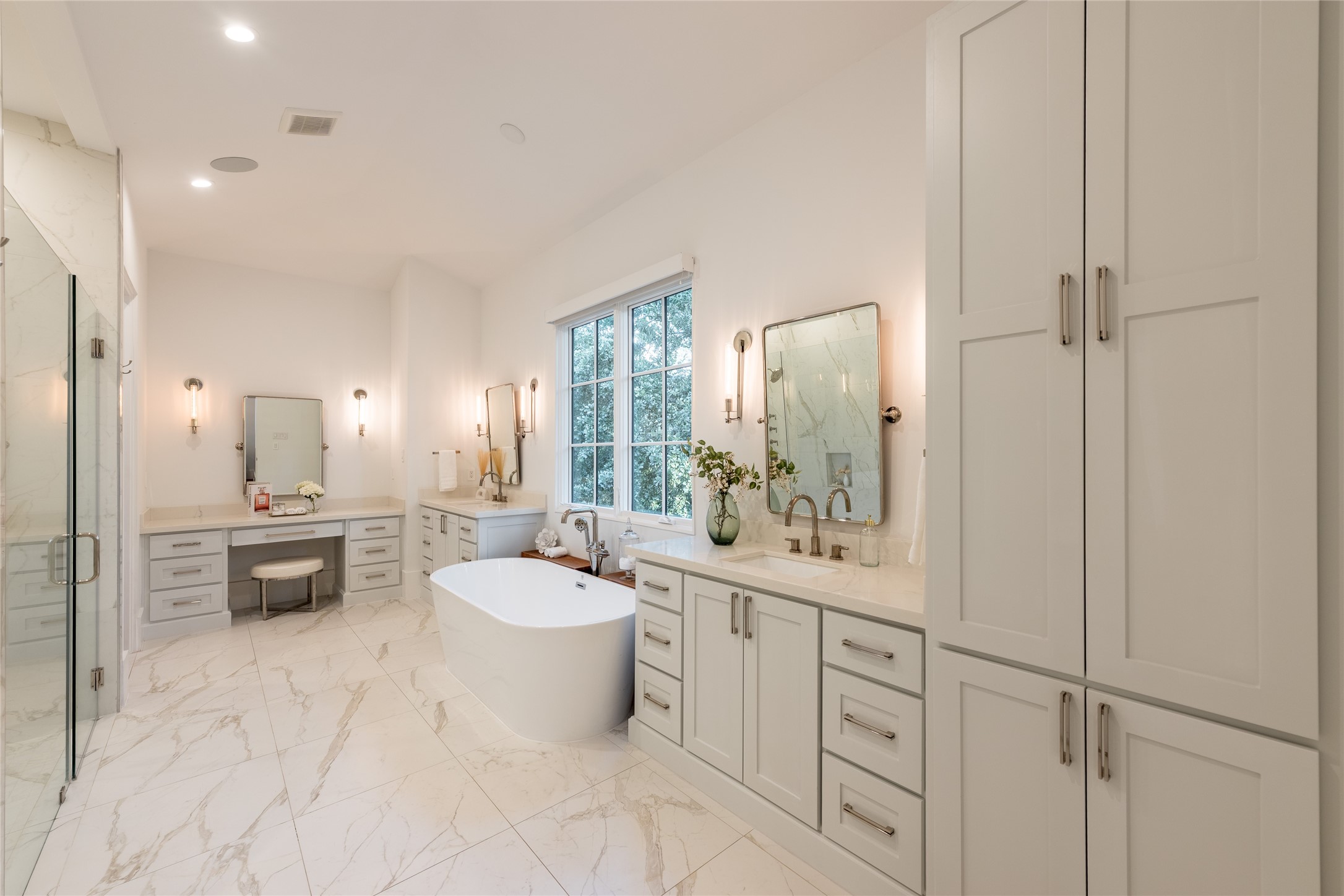 2817 Albans Road Houston, TX 77005 - Photo 33 of 49
