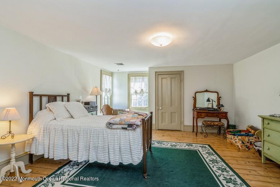 176 Ryan Road Marlboro, NJ 07746 - Photo 15 of 40 Bedroom