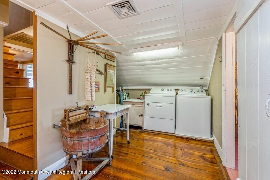 176 Ryan Road Marlboro, NJ 07746 - Photo 21 of 40 Laundry