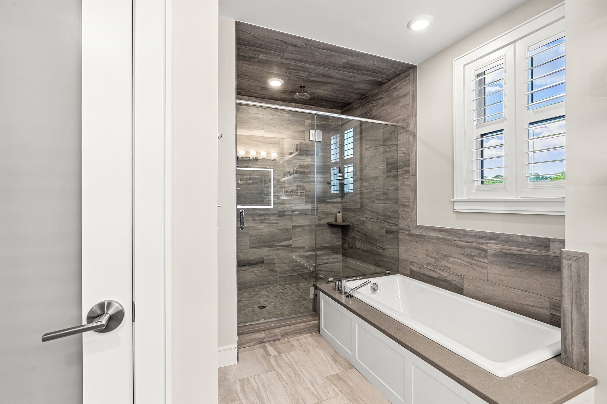 78 Thatcher Road, Unit 6 Gloucester, MA 01930 - Photo 18 of 29 Gallery Image 18
