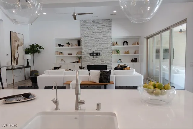 $2,299,000 | 11181 Luna Blanca Drive, Las Vegas, NV 89138