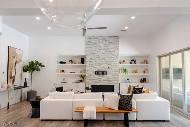 $2,299,000 | 11181 Luna Blanca Drive, Las Vegas, NV 89138