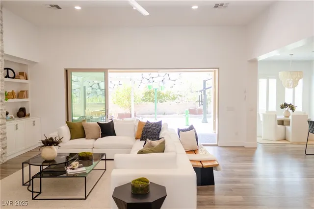 $2,299,000 | 11181 Luna Blanca Drive, Las Vegas, NV 89138