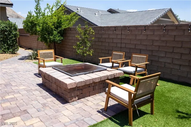 $2,299,000 | 11181 Luna Blanca Drive, Las Vegas, NV 89138