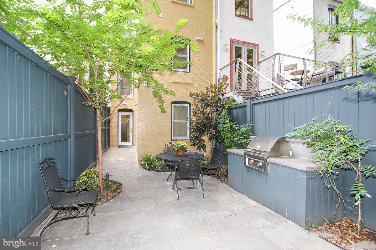 1029 30th Street Northwest Washington, DC 20007 - Photo 23 of 29 Exterior (Rear)