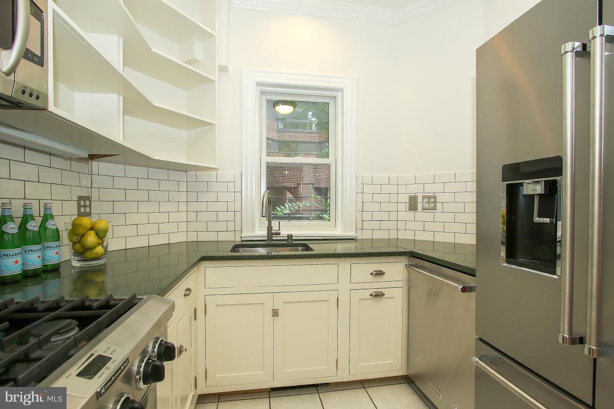 1029 30th Street Northwest Washington, DC 20007 - Photo 9 of 29 New Refrigerator & Dishwasher