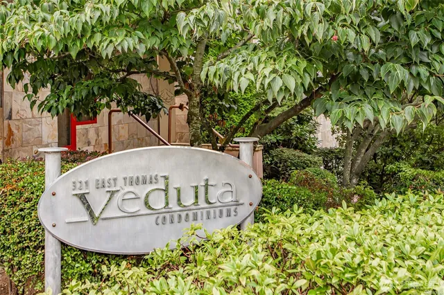 $2,500 | 321 East Thomas Street, Unit 303, Seattle, WA 98102