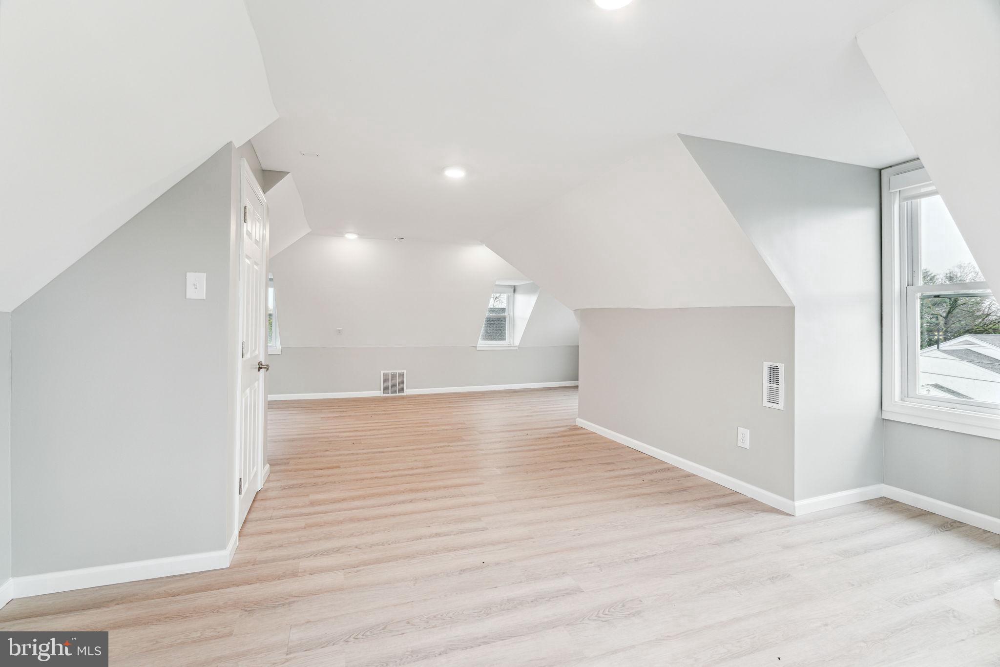 625 Byberry Road Philadelphia, PA 19116 - Photo 19 of 21