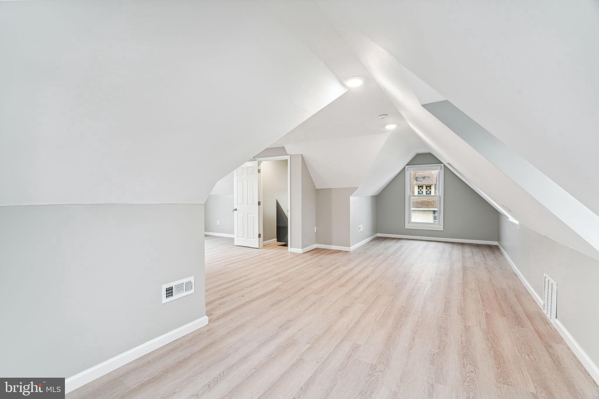 625 Byberry Road Philadelphia, PA 19116 - Photo 20 of 21