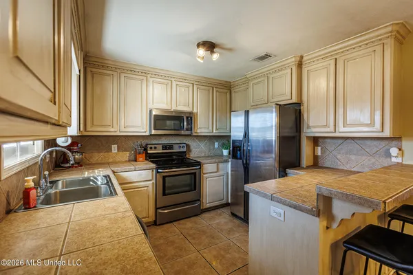 $274,900 | 114 Sara Fox Drive, Brandon, MS 39047